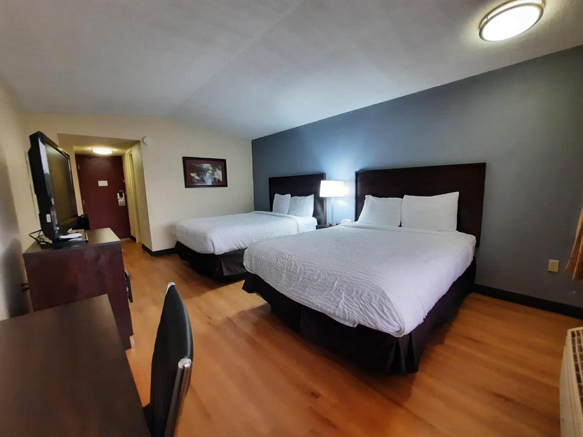 Americas Best Value Inn Moline Exterior photo